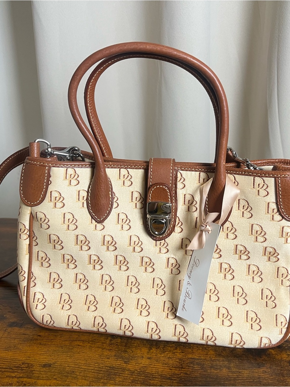 Dooney & Bourke bag